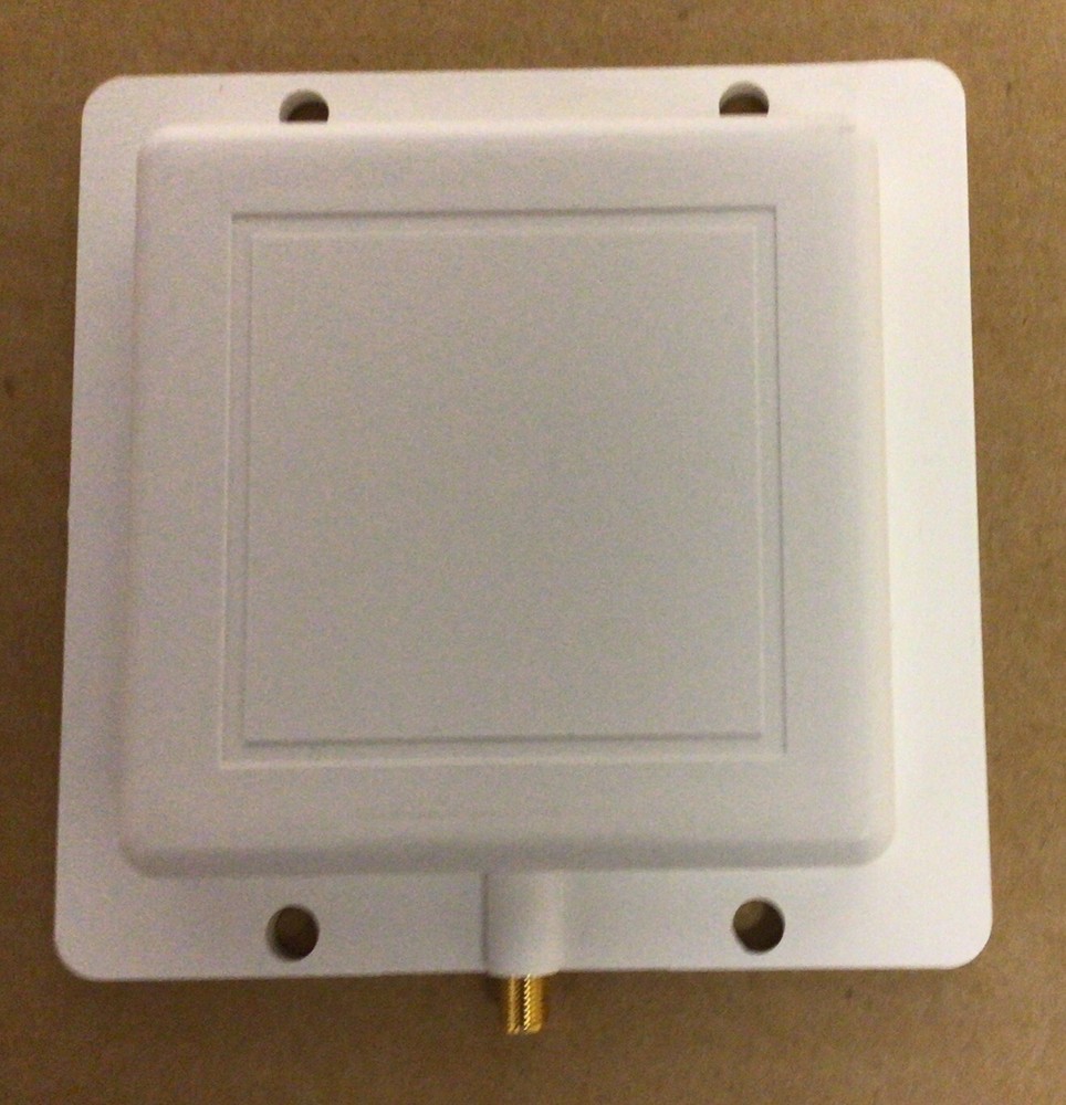 L-Comm Broad Band Patch Antenna HG5158P