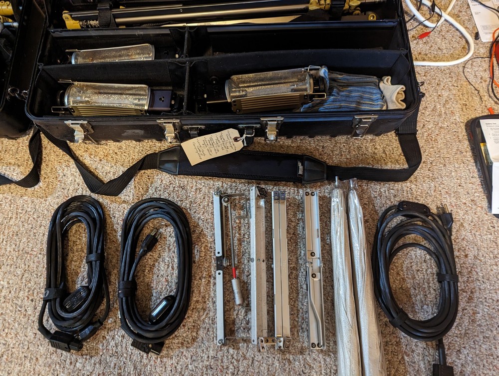 WOW...Lowell /Smith Victor Master Lighting Set