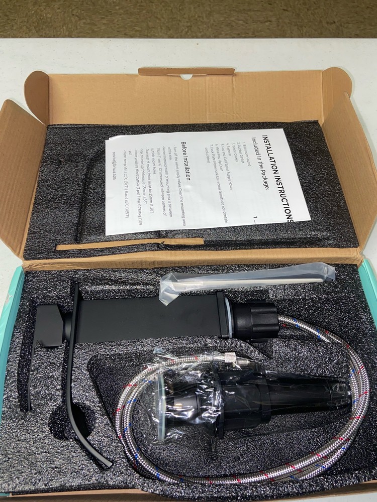 Forious HH03302B Black Single Handle Bathroom Faucet with Drain Assembly