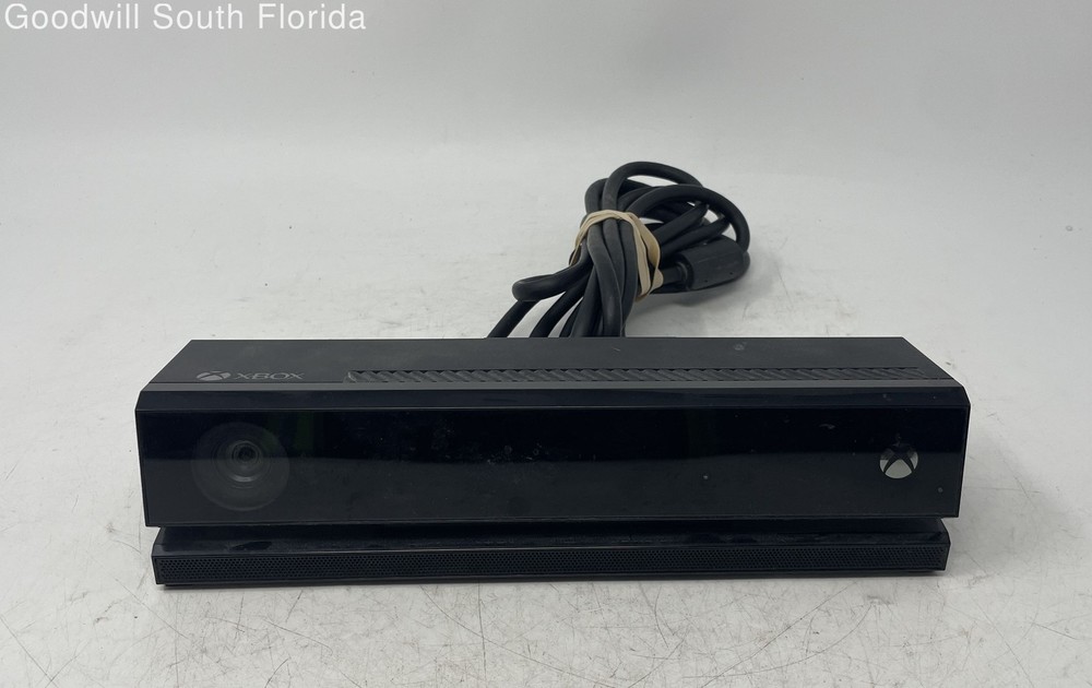 Microsoft Model 1520 Black Wired Kinect Motion Sensor For Xbox One Not Tested