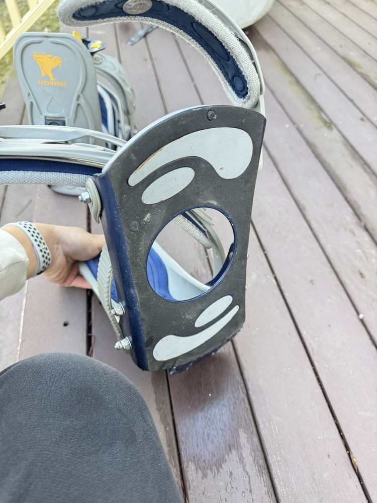 technine snowboard bindings