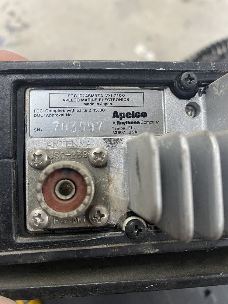 Apelco VXL 7100