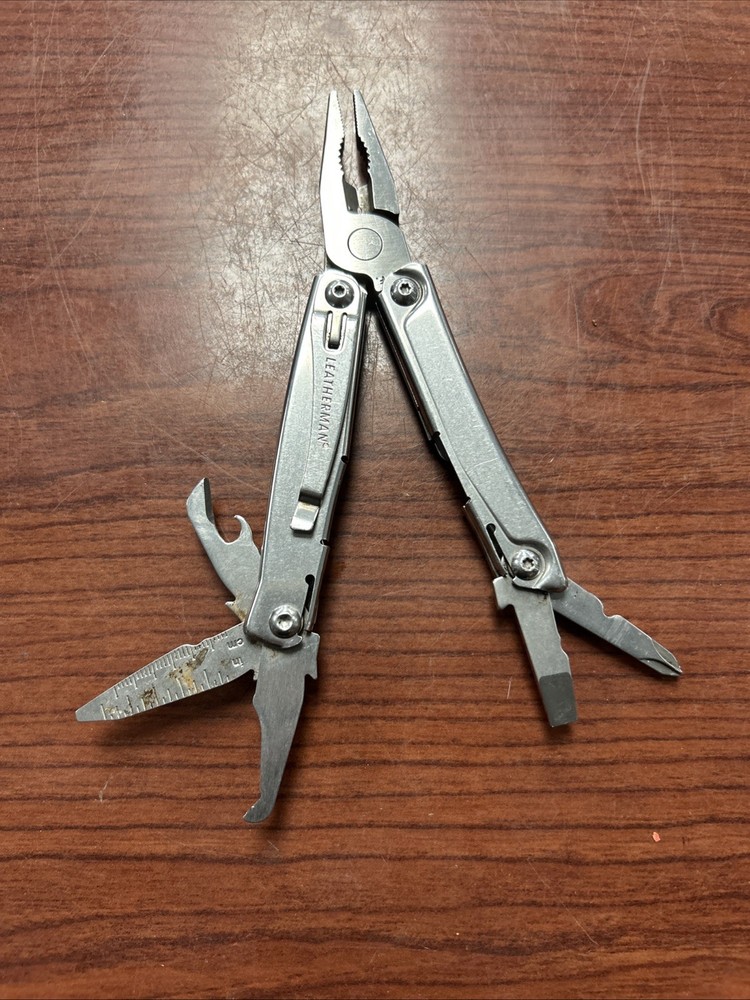 Leatherman Rev 3.8" Multi-Tool, Stainless