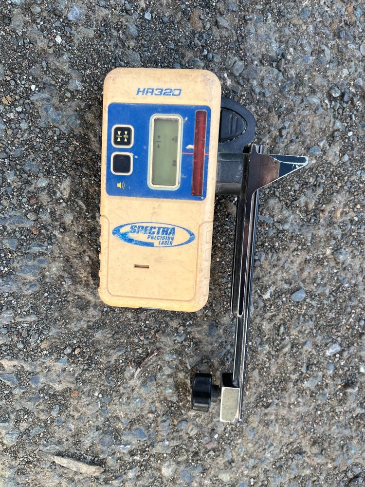 spectra HR 320 precision laser receiver