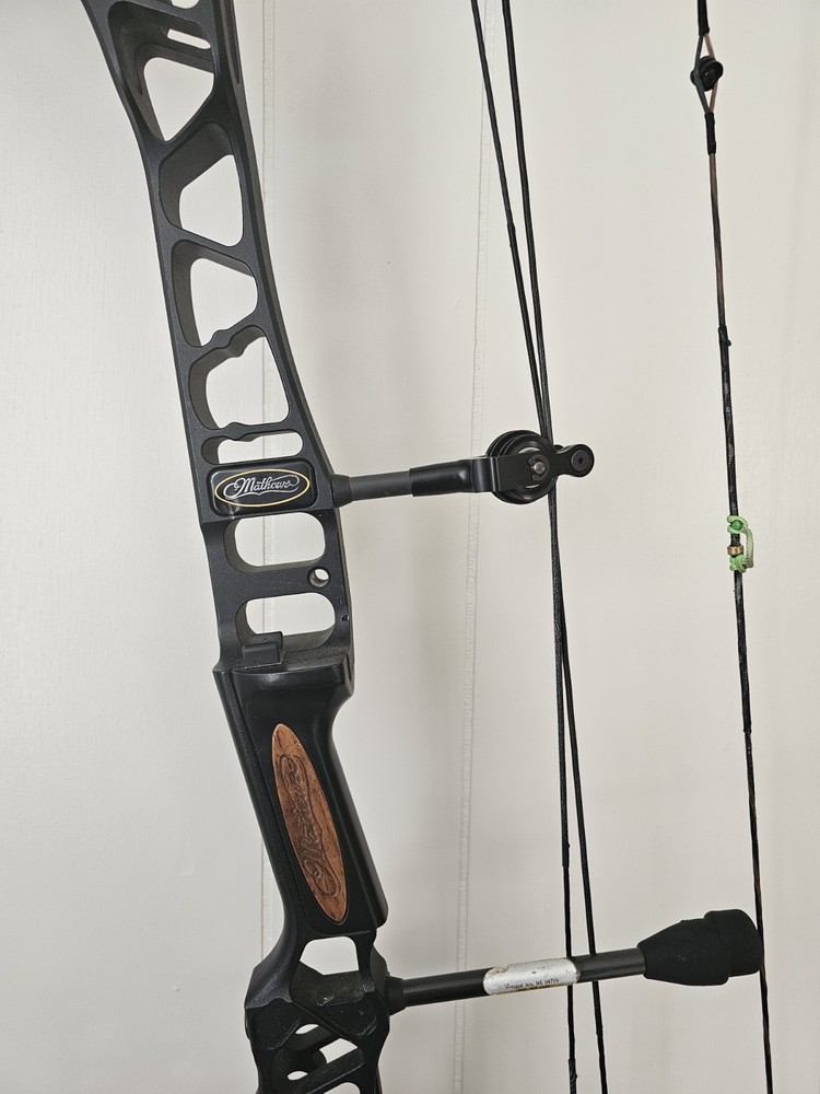 Mathews No Cam HTX Compound Bow