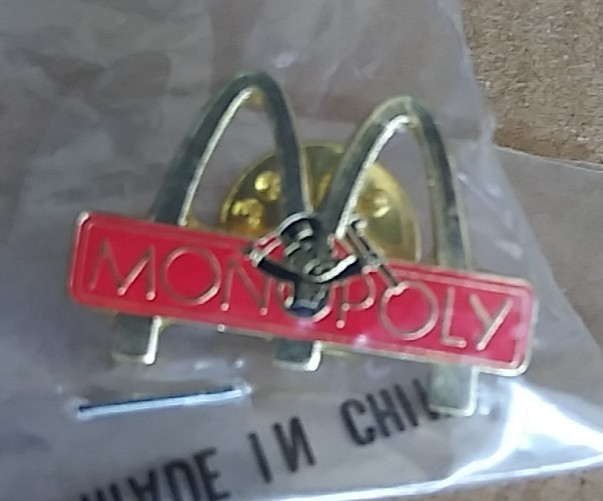 MCDONALD'S LAPEL/HAT PIN 1997 MONOPOLY TRAIN HASBRO