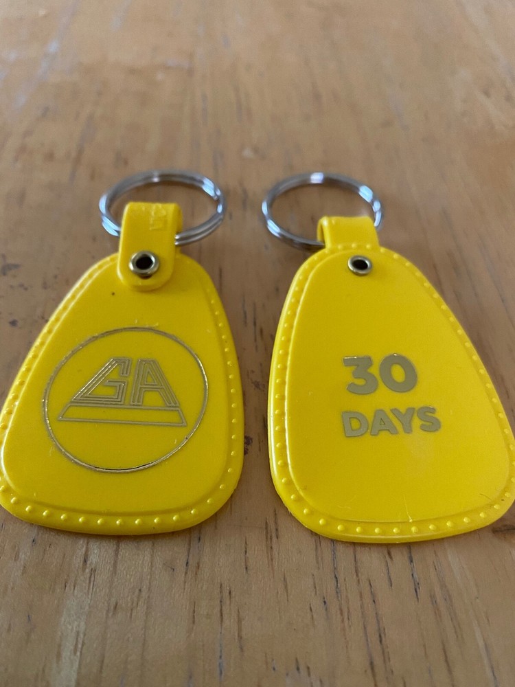 Gamblers Anonymous Thirty 30 Day Keychain GA