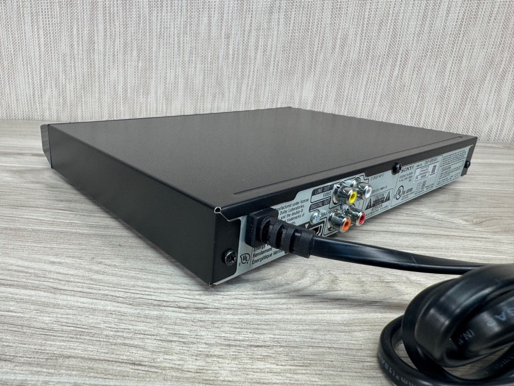 Sony DVP-SR510H CD/DVD Player w/ Remote Control