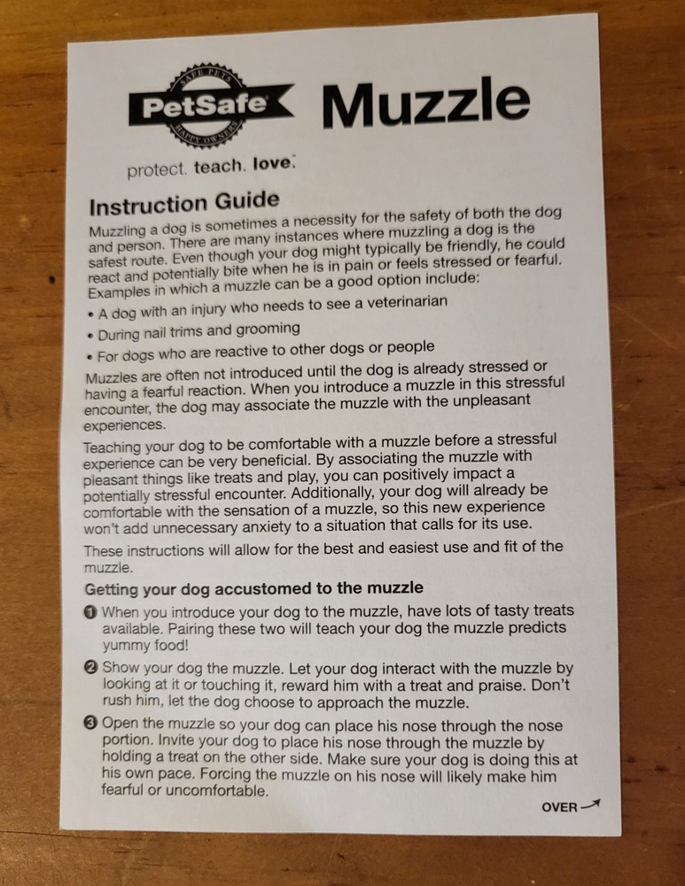 Petsafe Muzzle -Medium Breeds Black Padded for Comfort & Adjustable! MUZ-M-BLK