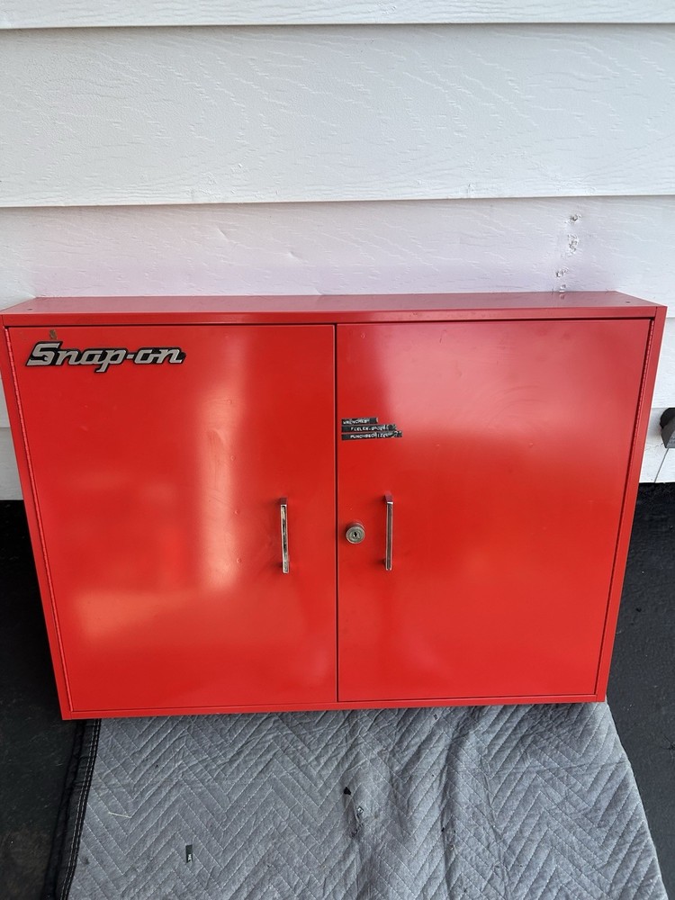 Snap On Tools Wall Cabinet ONLY! 270C/276D Really Nice No Rust