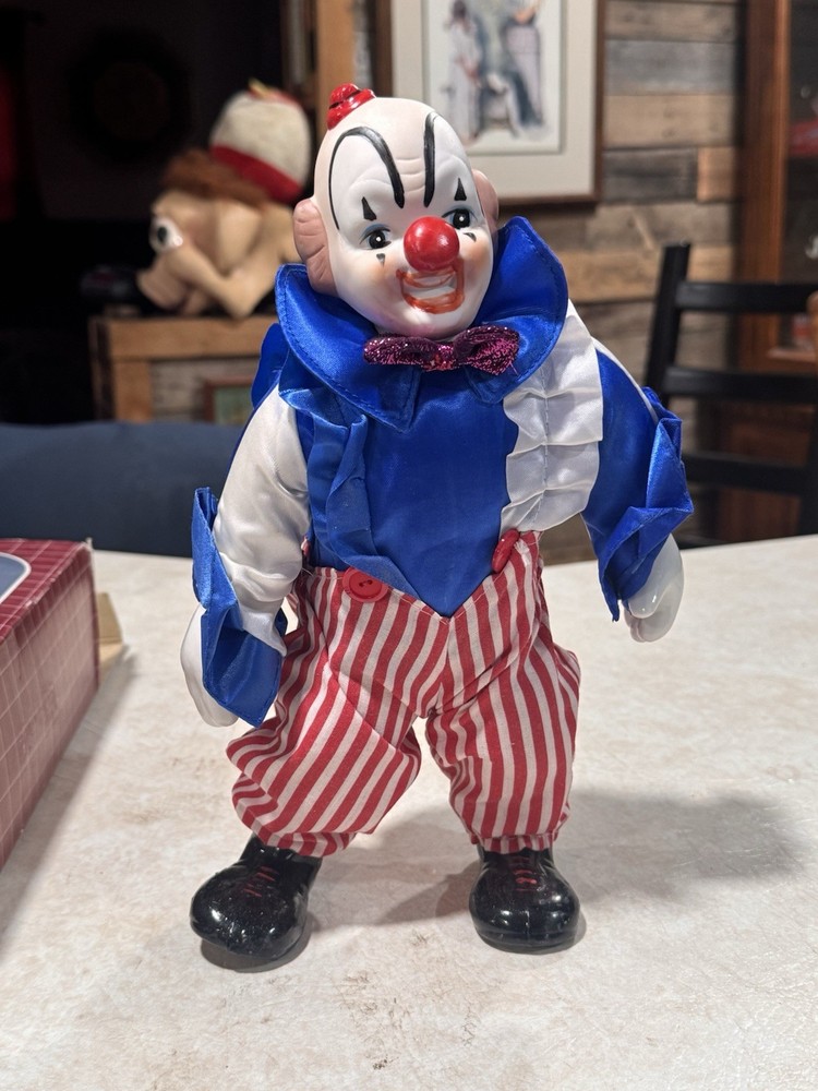 Haunted Porcelain Clown Active!!