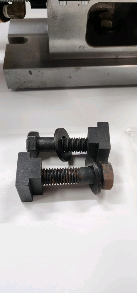 Pneumatic Tailstock Fadal