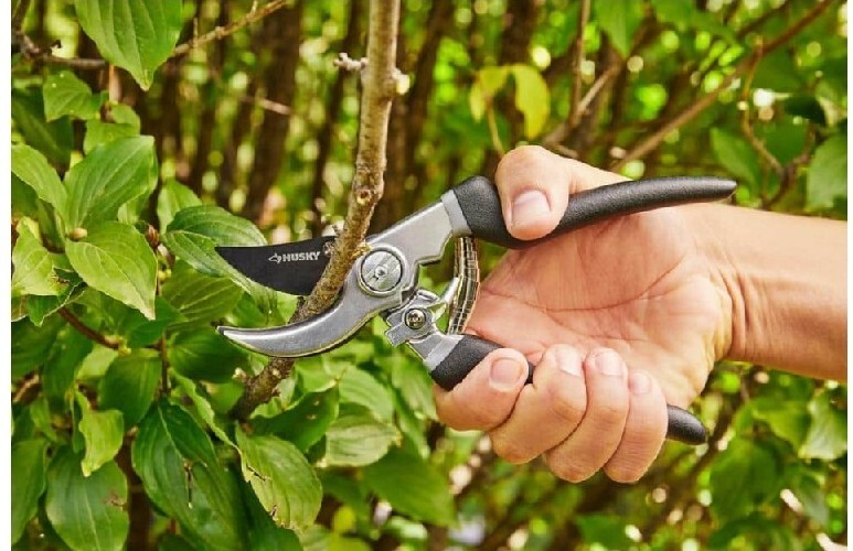 NEW! HUSKY 8 in. Bypass Pruning Shears