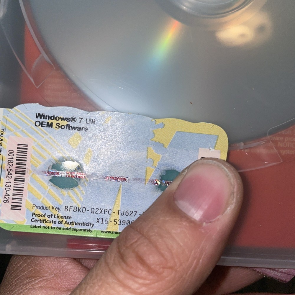 Microsoft Windows 7 Ultimate DVD 32 Bit Software 2011