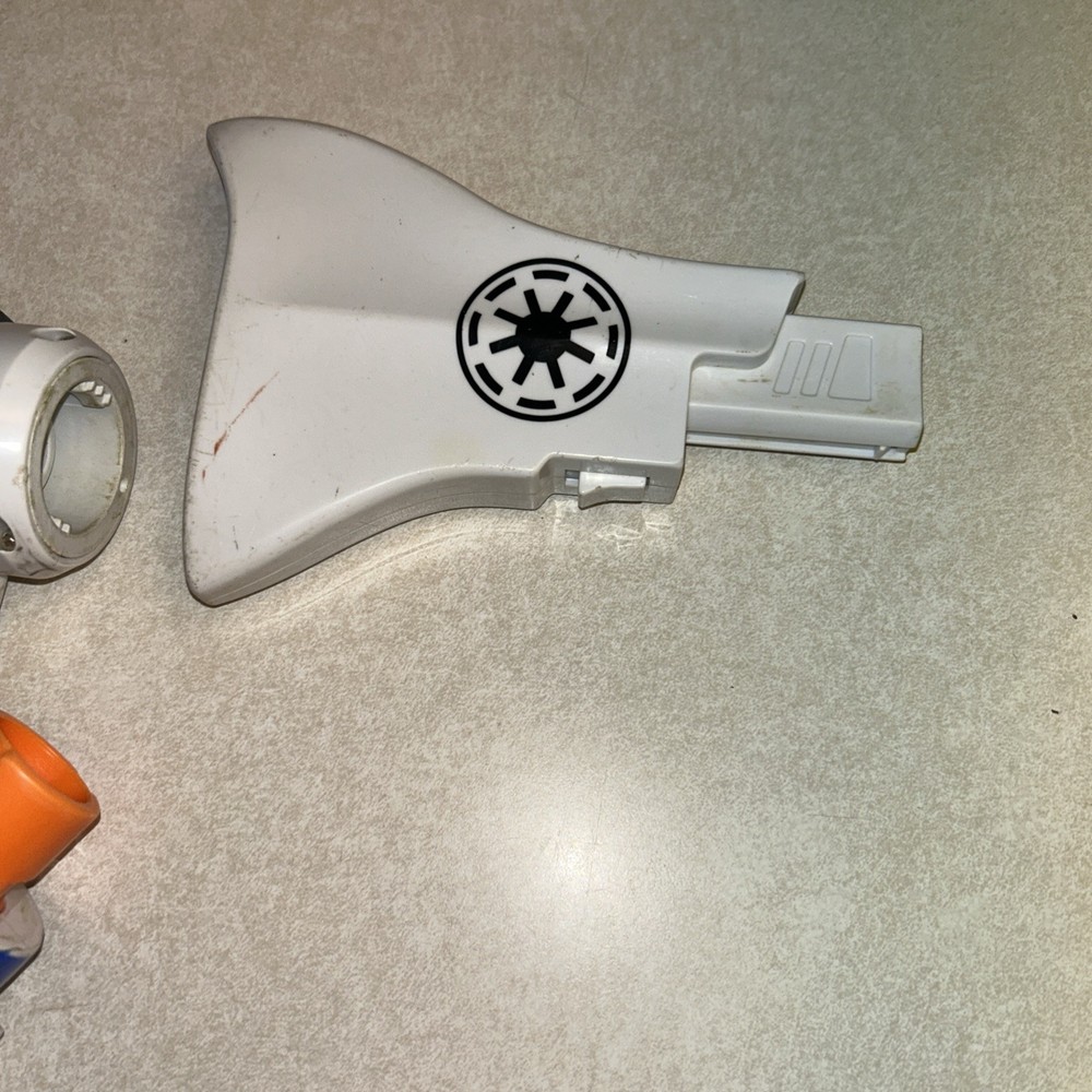 Star Wars Clone Wars - Captain Rex "Build Your Own Clone Commander Blaster" Used