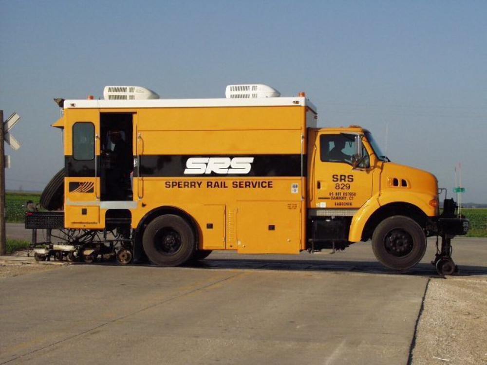 Sperry Rail Service Trucks Decal Set HO Scale