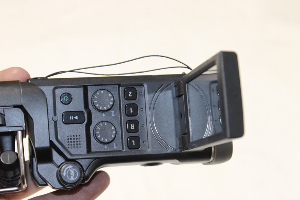 Zoom Q8 Video Recorder-HD Video Camera