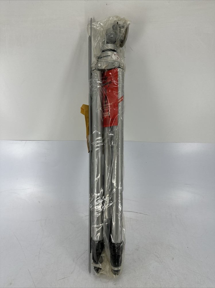 Star D Silver Professional Precision Engineered Tripod D-26