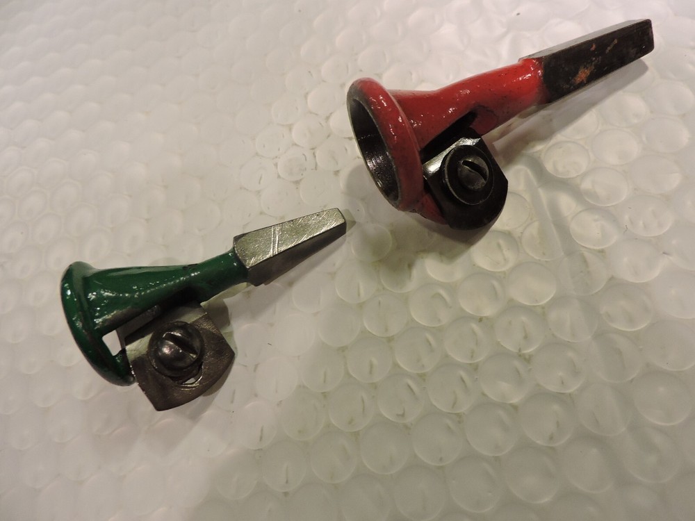 VINTAGE SPOKE/DOWEL POINTERS [LOT 9440 ]