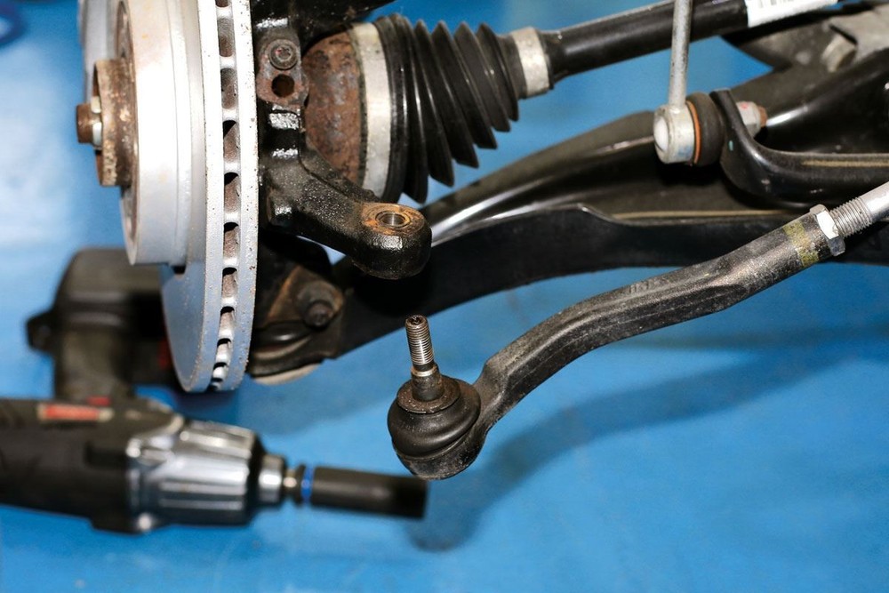 Laser Tools 8650 Ball Joint Separator - Impact Nut Set