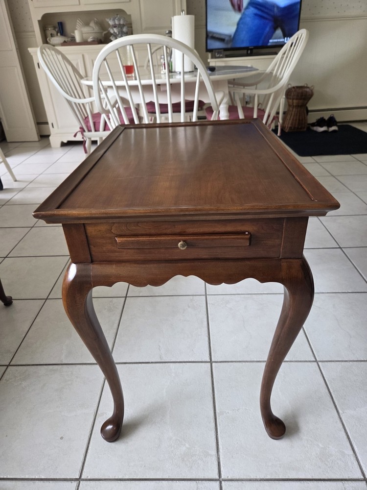 Vintage Harden Queen Anne Cherry Tea Table
