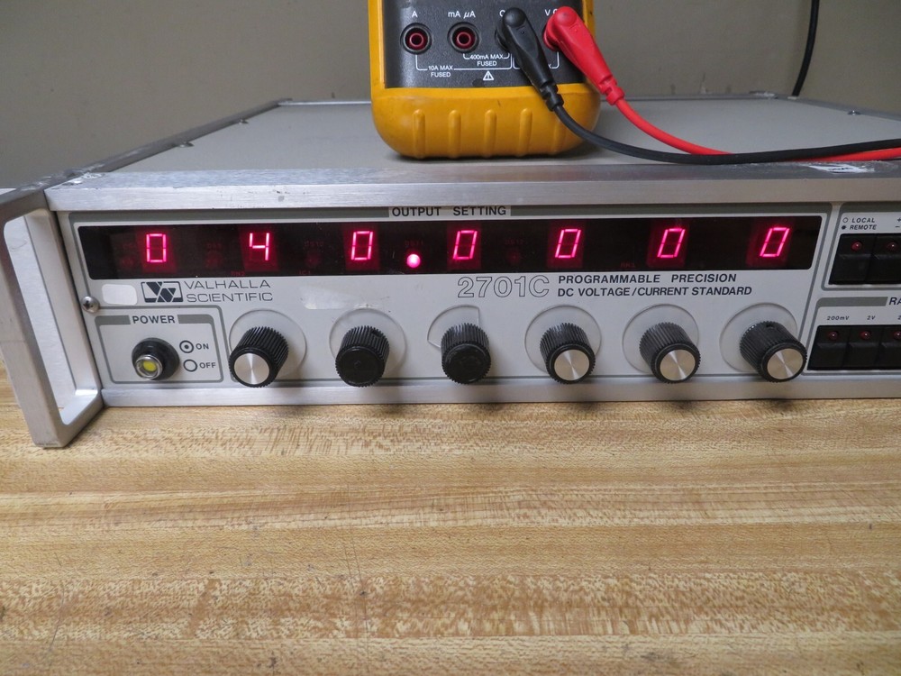 Valhalla 2701C LNF opt Programmable Precision DC Voltage/Current Standard PB45