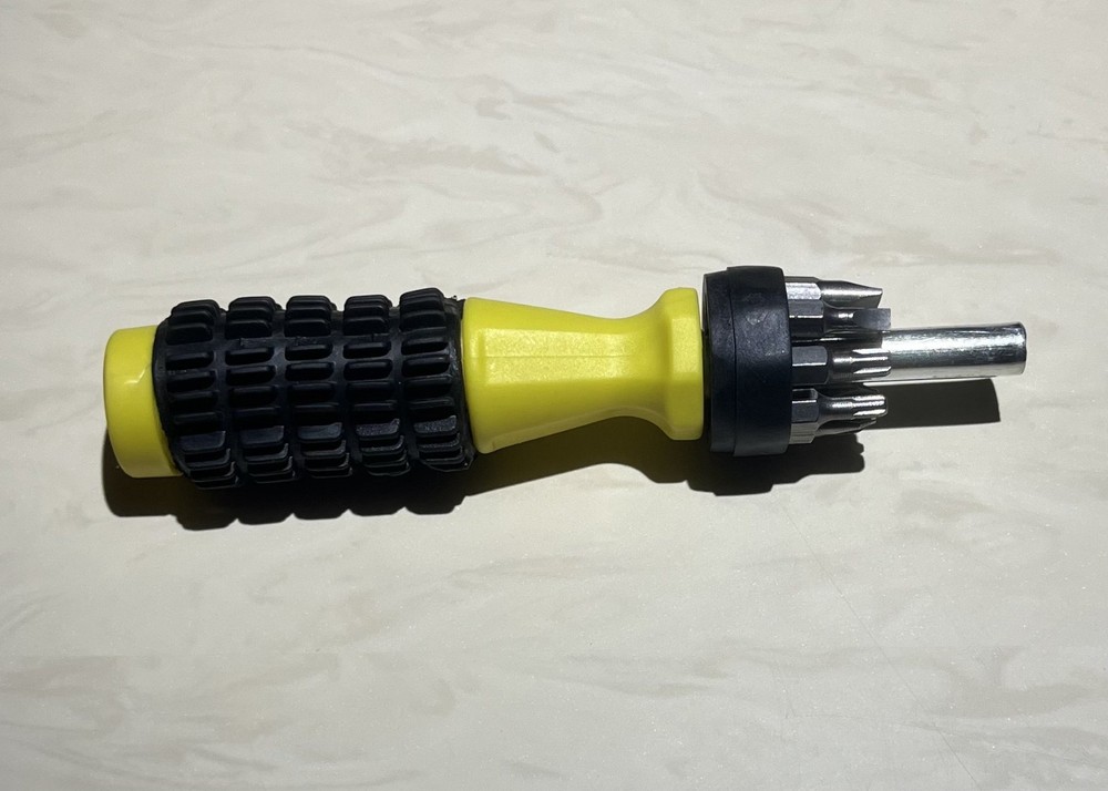 Multi-Tip Screwdriver Set – Interchangeable Bits – Precision Hand Tool