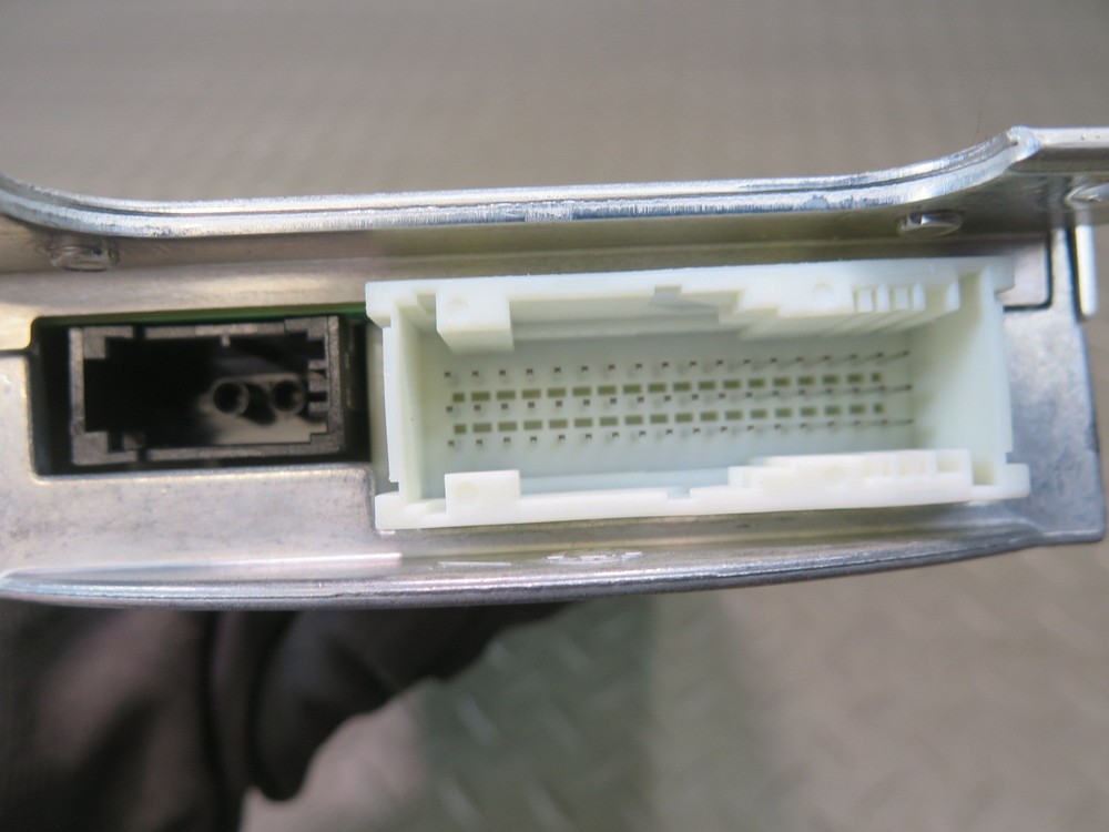 2010-2013 BMW E90 E92 E93 M3 BLUETOOTH TELMATICS COMMUNICATION CONTROL MODULE