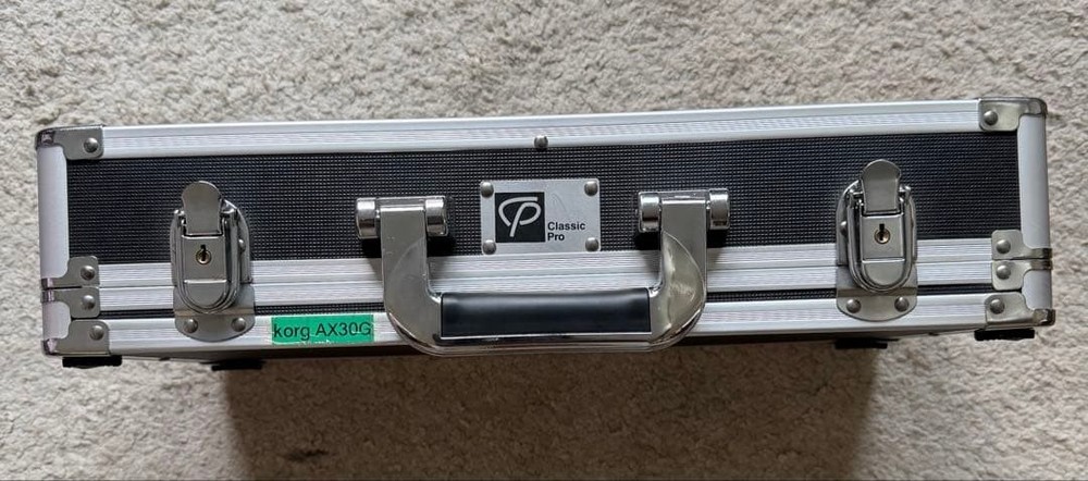 KORG AX30G ToneWorks Multi-Effects Flight case
