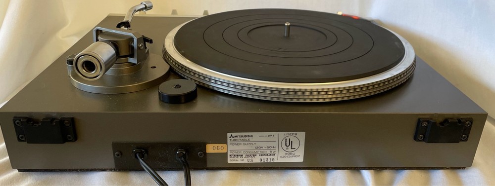 Mitsubishi DP-5 Direct Drive Fully Automatic Turntable - Needs Servicing