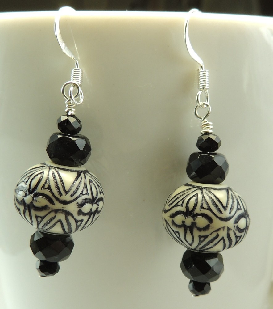 Fancy Pattern White & Black  Dangle Crystal Earrings Handmade  Chic Jewelry