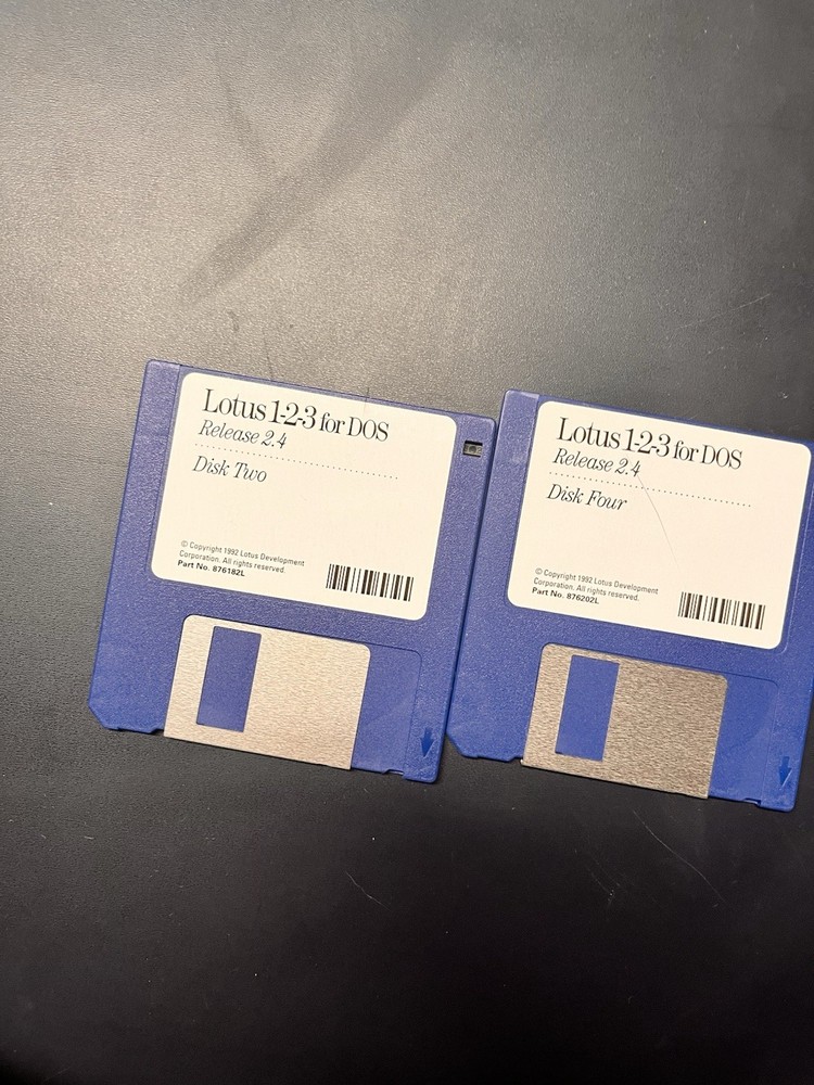 Lotus 123 Spreadsheet Software DOS Version 2.4 Vintage 1991 Opened