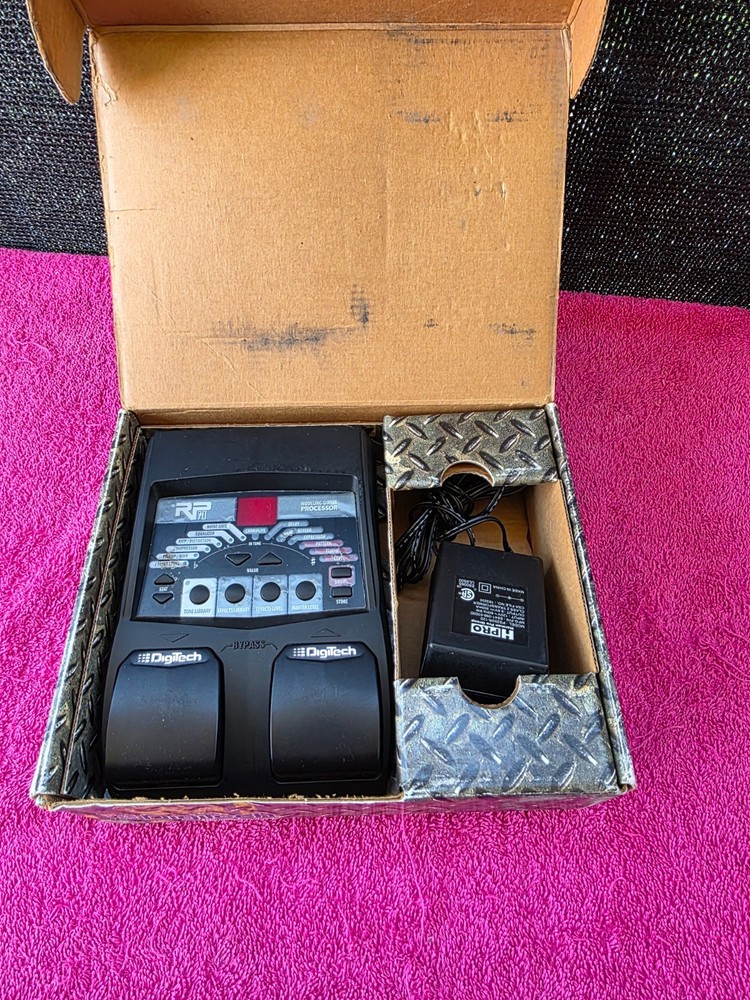 DigiTech RP70 Modeling Guitar Processor With AudioDNA 2 DSP
