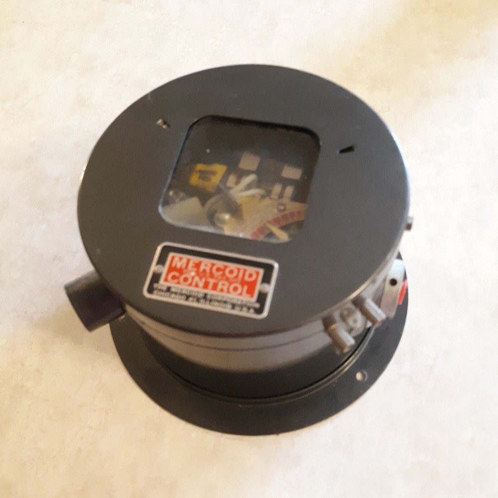 MERCOID CONTROL PRESSURE SWITCH, DPA-33-3
