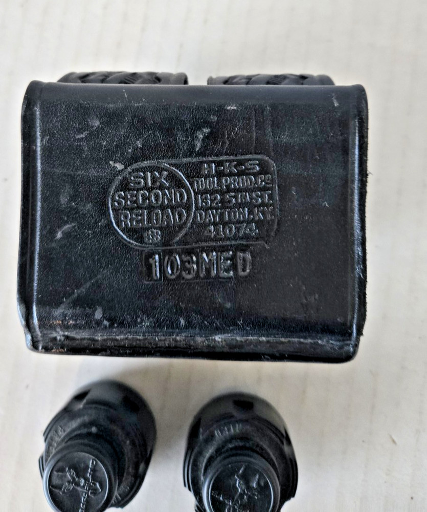 LEATHER SIX SECOND RELOAD CASE 103MED SET LOT Q