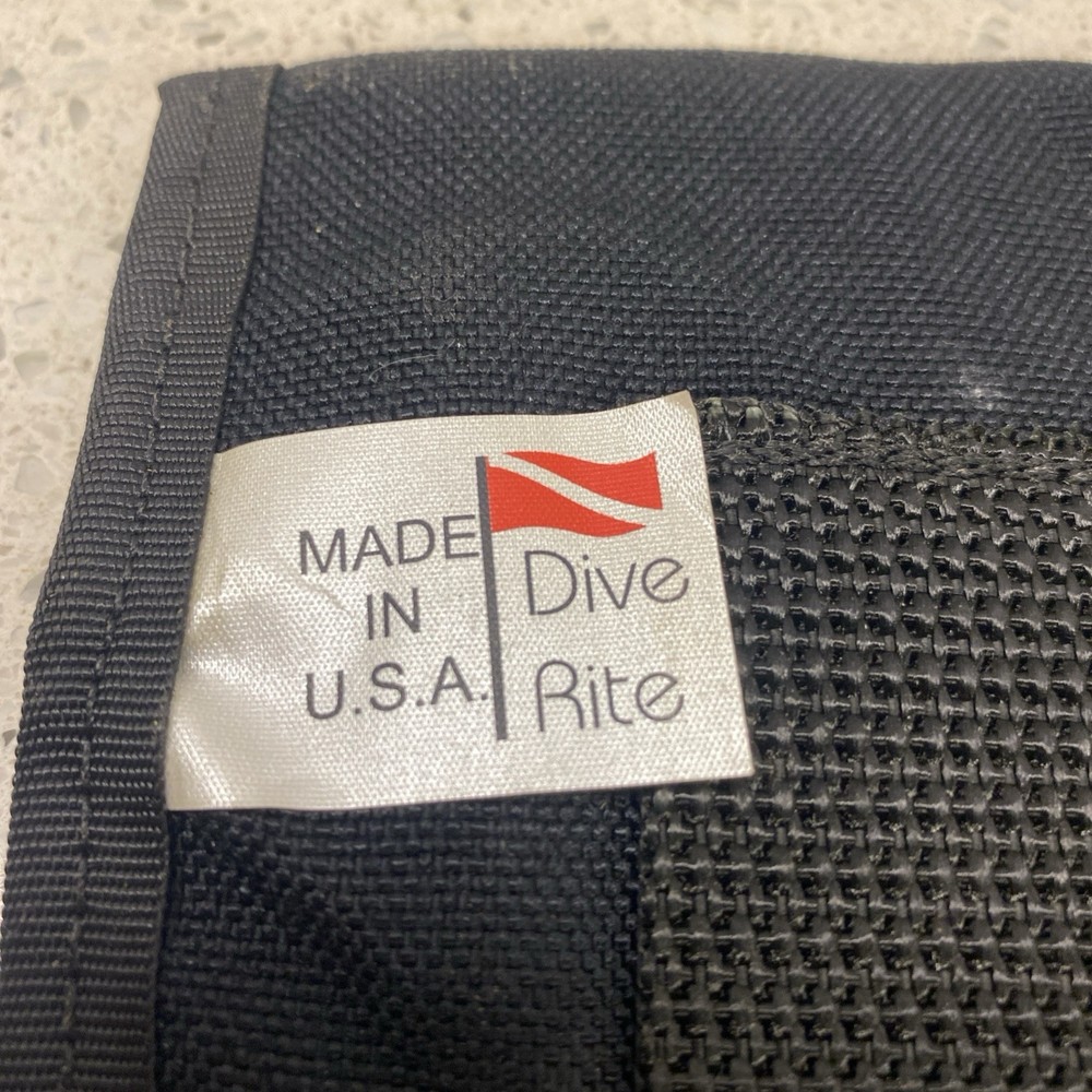 Sive Rite Divers Pouch With Inside D Ring