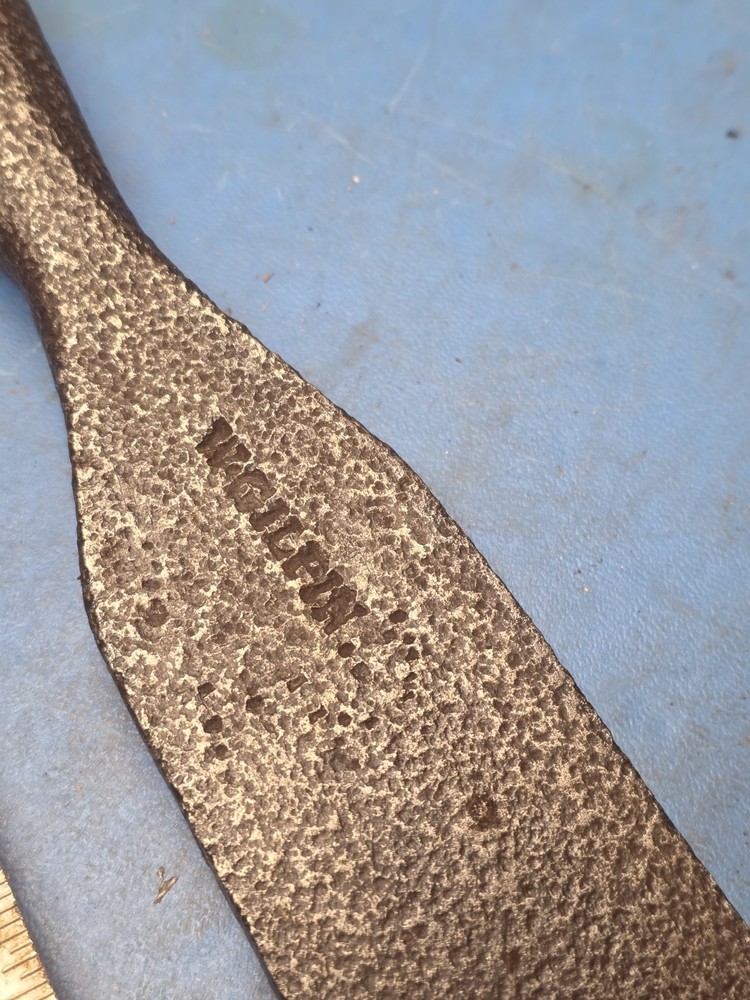 2" Wood Socket Chisel Slick Pitted With Handle