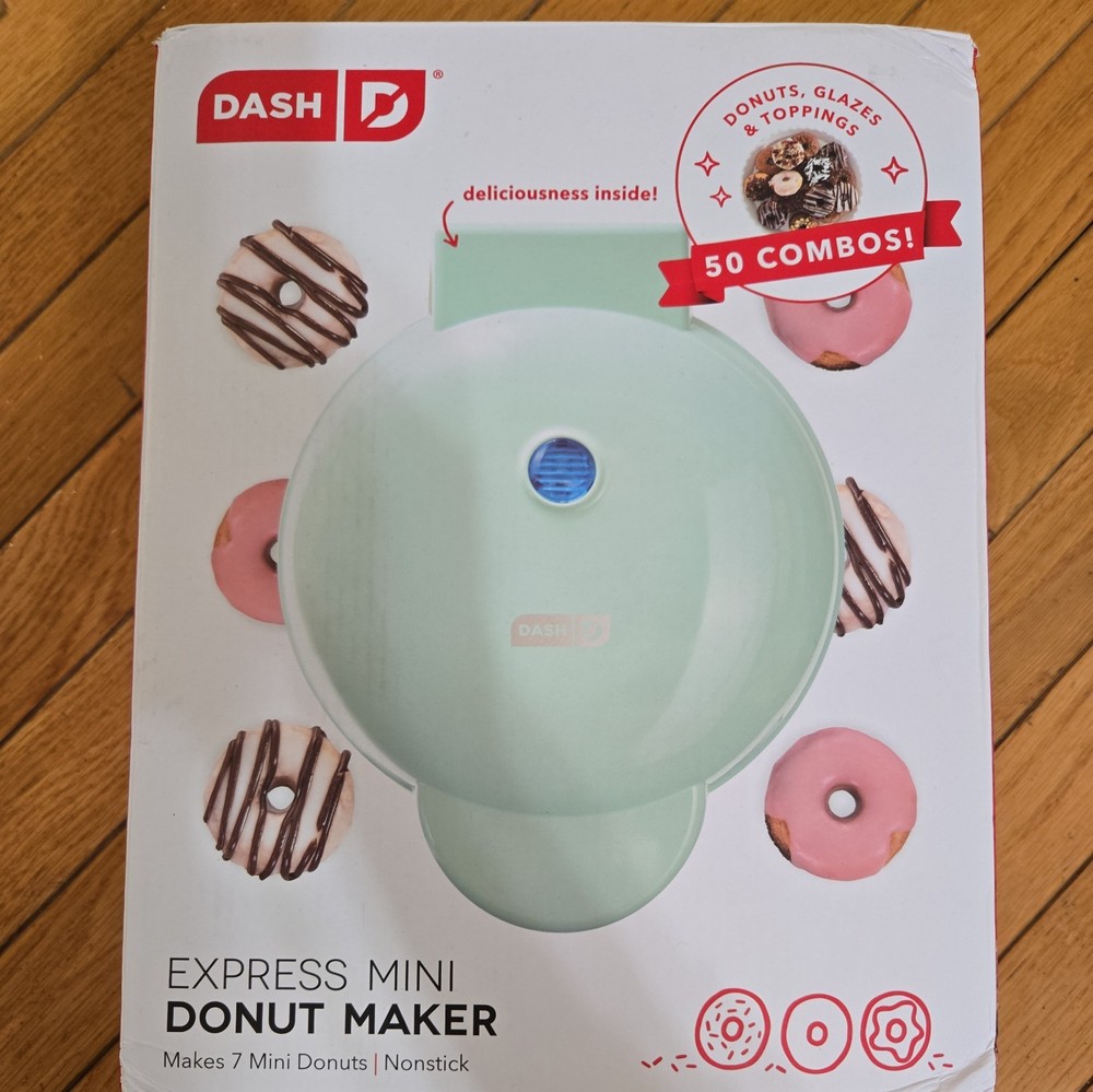 🍩 Dash Express Mini Donut Maker – Aqua – 7-Cavity Nonstick Doughnut Maker-NEW!