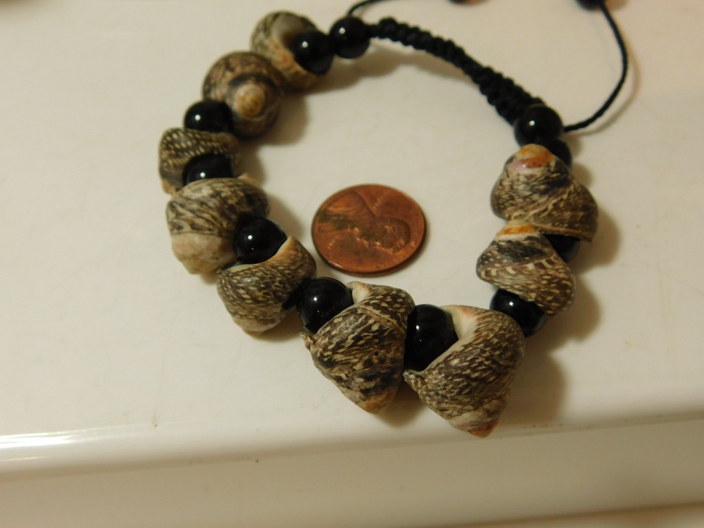 Snail Seashell Black Bead Pull Cord Adjustable Bracelet 7k 47