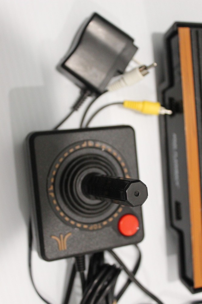 Atari Flashback Classic Game Console D10610 Tested Working