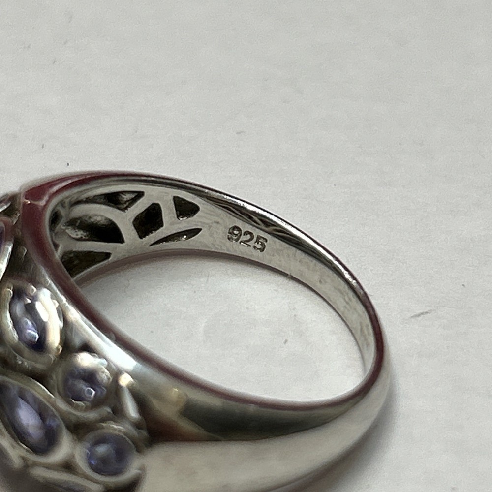Vintage 925 Solid Sterling Silver Gemstone Ring