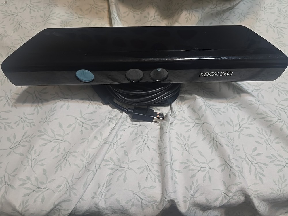Microsoft Kinect Sensor for XBox 360