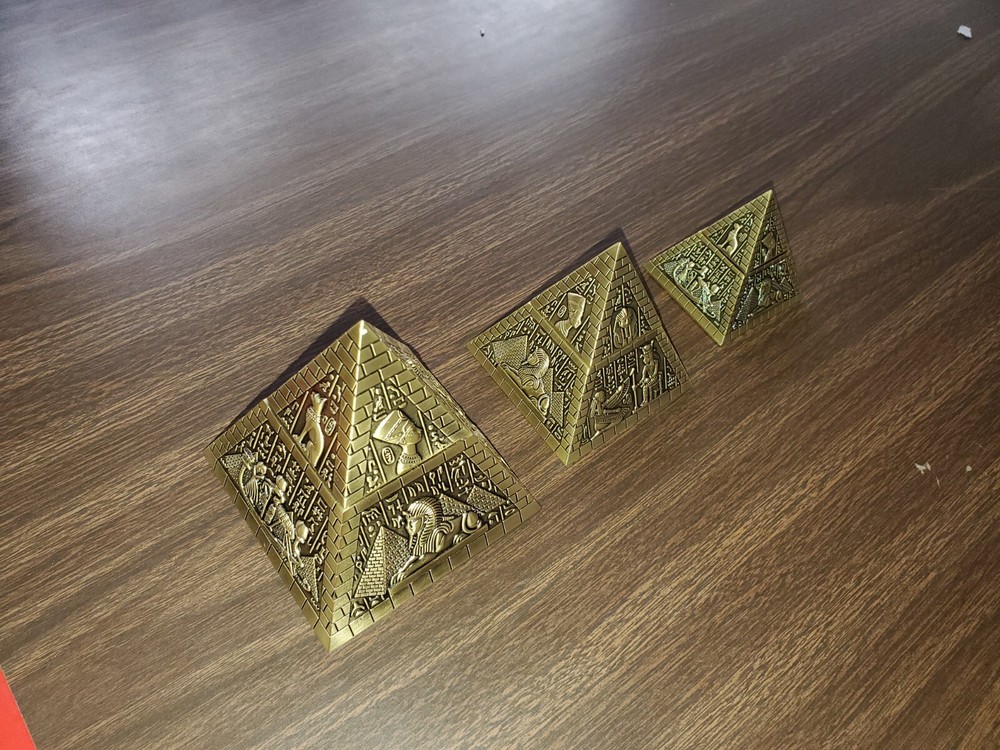 Metal Egyptian Pyramids Sculptures Set (3 Pcs)