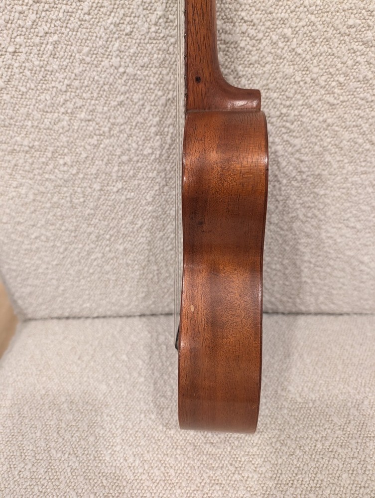 1917 Washburn Style 1125 Ukulele