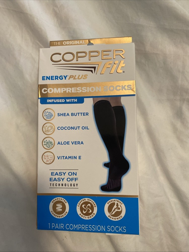 COPPERFIT  ENERGY PLUS COMPRESSION SOCKS, S/M,NIB