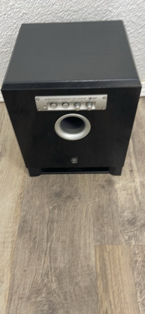Yamaha Subwoofer