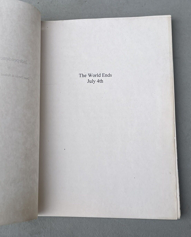 Rare Independence Day Movie Script by Dean Devlin Roland & Emmerich Greg Jein