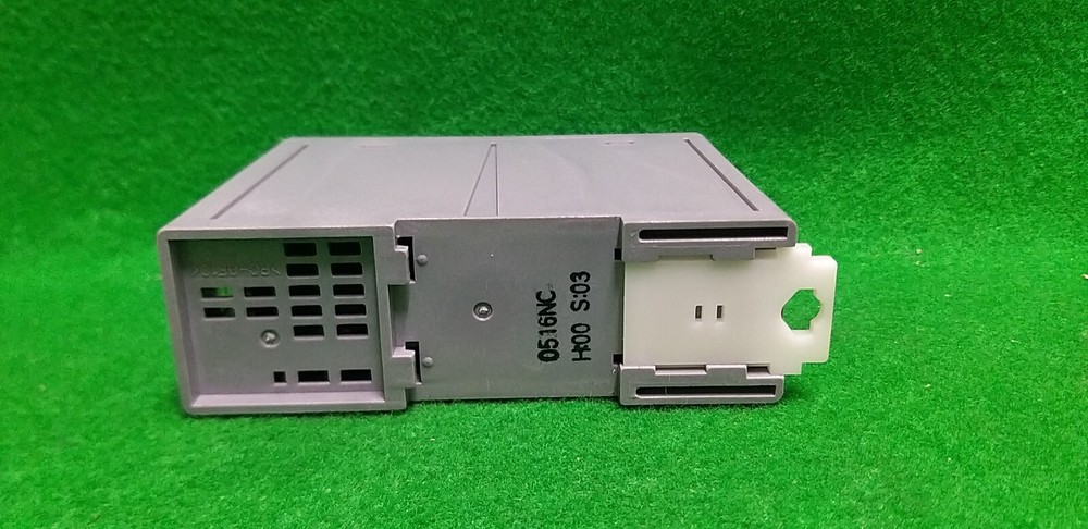 YAMATAKE SAB10-TS16J43 SMART DISTRIBUTED SYSTEM, USED