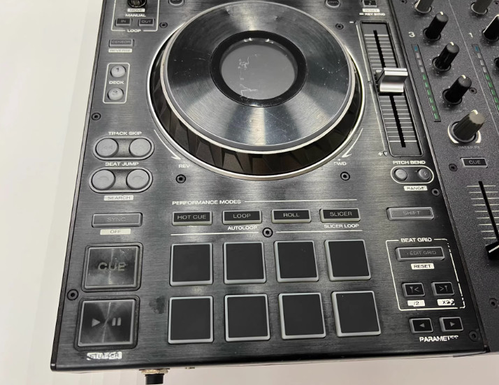 1pcs DENON PRIME4 DJ Controller