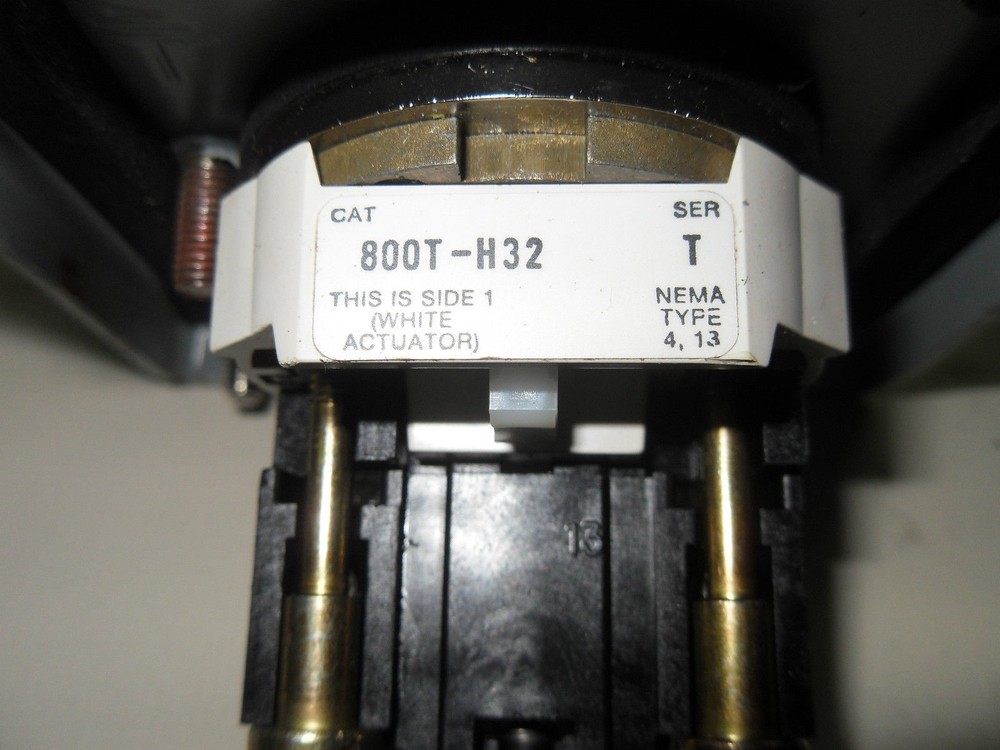 1 Allen-Bradley 109-C09BDA4E PUMP STARTER